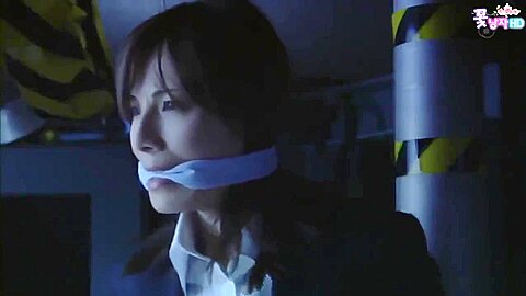 Japanese Detective Gagged...