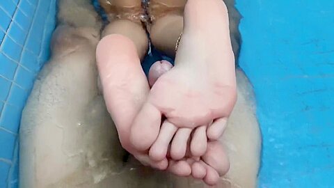 Couldnt Resist Giving My Partner A Hot Footjob A The Pool...