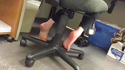 Female Colleague Caught Barefoot At Her Office Desc...