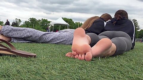 Dirty voyeur captures babess feet outdoors...