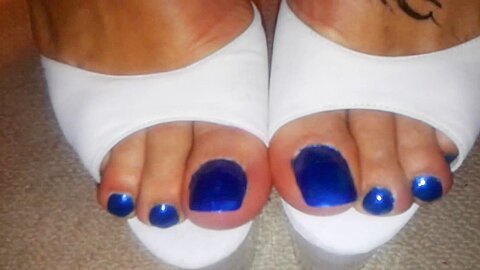 Showcases Her Mature Feet With Blue Toe Nails...